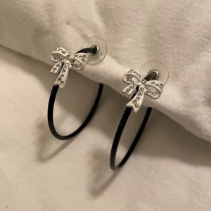 Betsey Johnson Navy blue hoops with bows